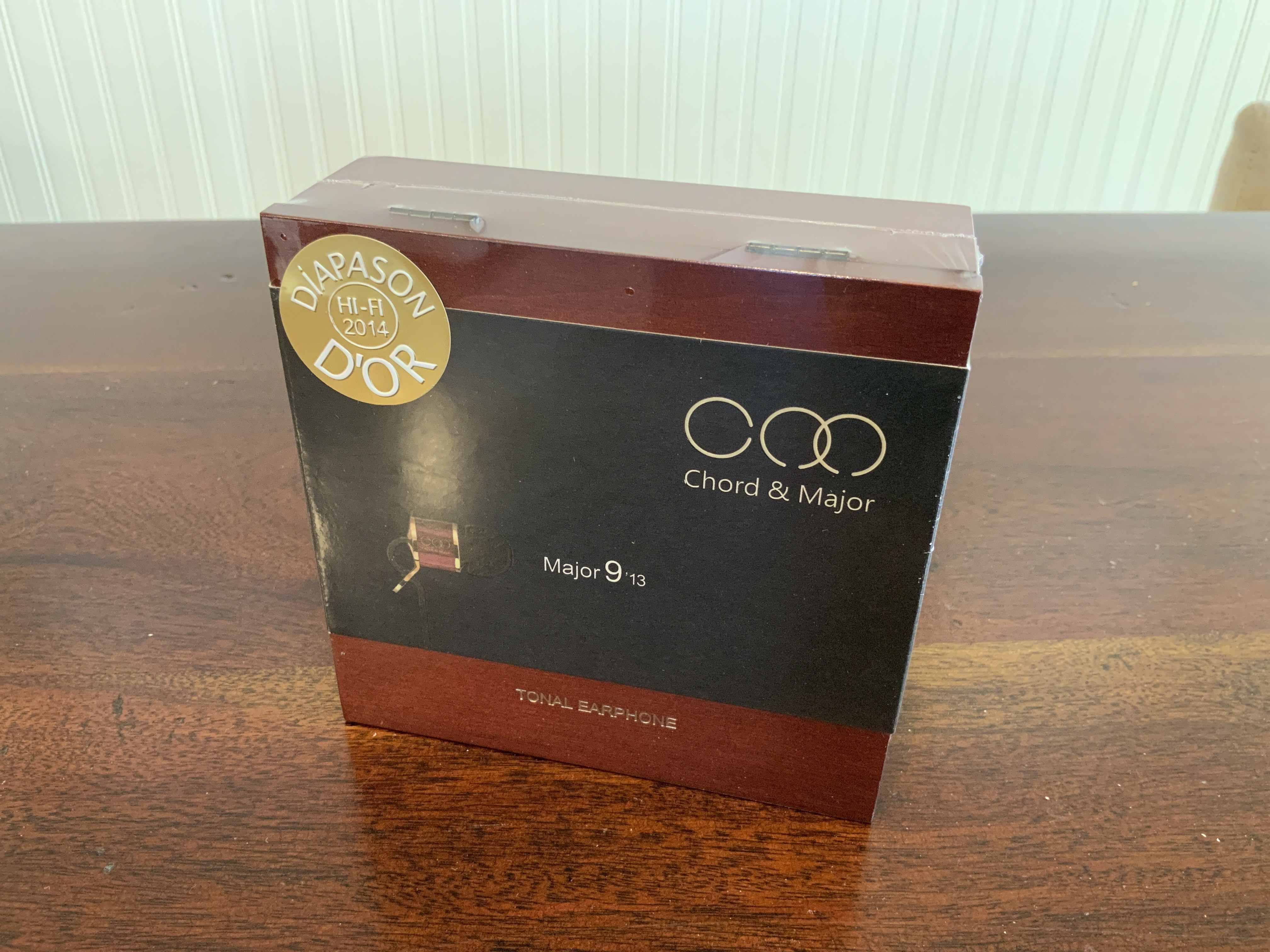 Chord &amp; Major Major 9'13 Tonal Earphone Gift Box