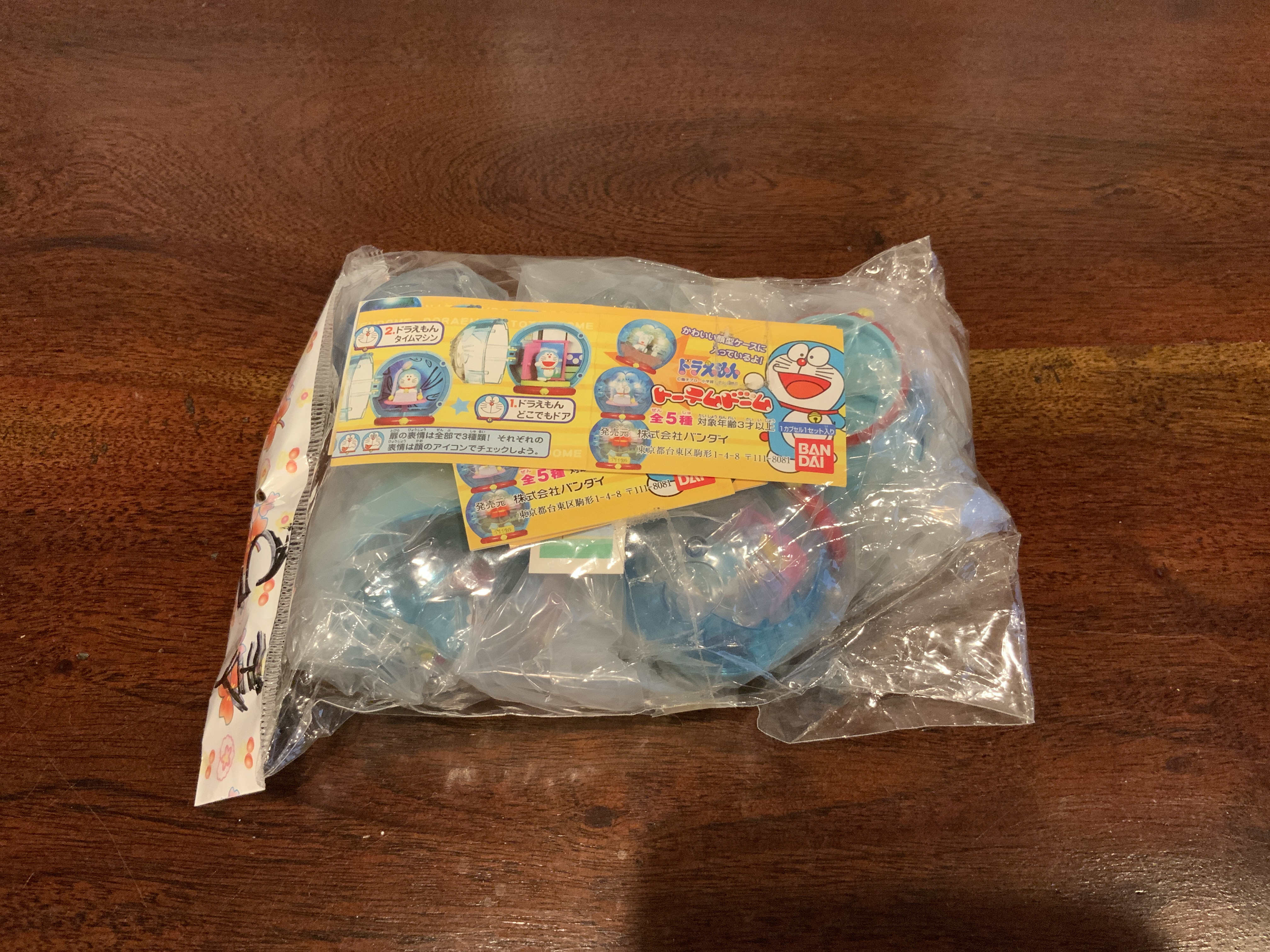 Doraemon Bandai Gashapon Capsule Toy Set